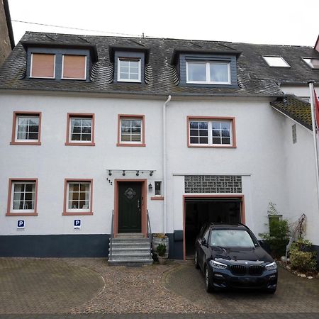 Ferienwohnung & Apartment Am Steinbrunnen Brauneberg Esterno foto