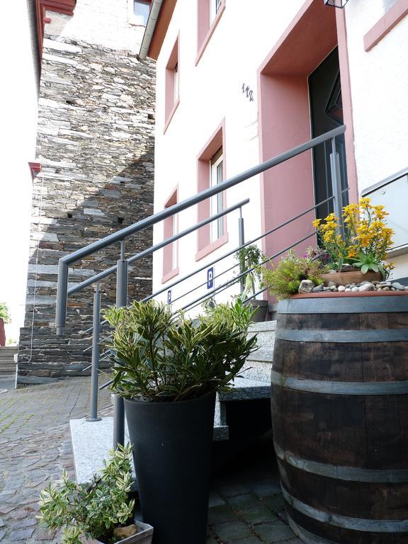 Ferienwohnung & Apartment Am Steinbrunnen Brauneberg Esterno foto